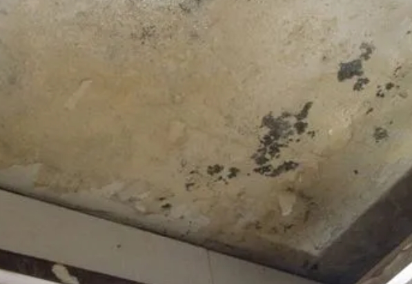 怀仁阳台漏水维修公司分享下怀仁卫生间渗水维修需要注意哪些问题。